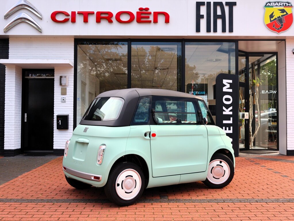 Fiat Topolino 5,5 kWh 8PK Verde Vita, NIEUW, Rijklaarprijs | Panoramadak | LED verlichting | Smartphone station - Afbeelding 4