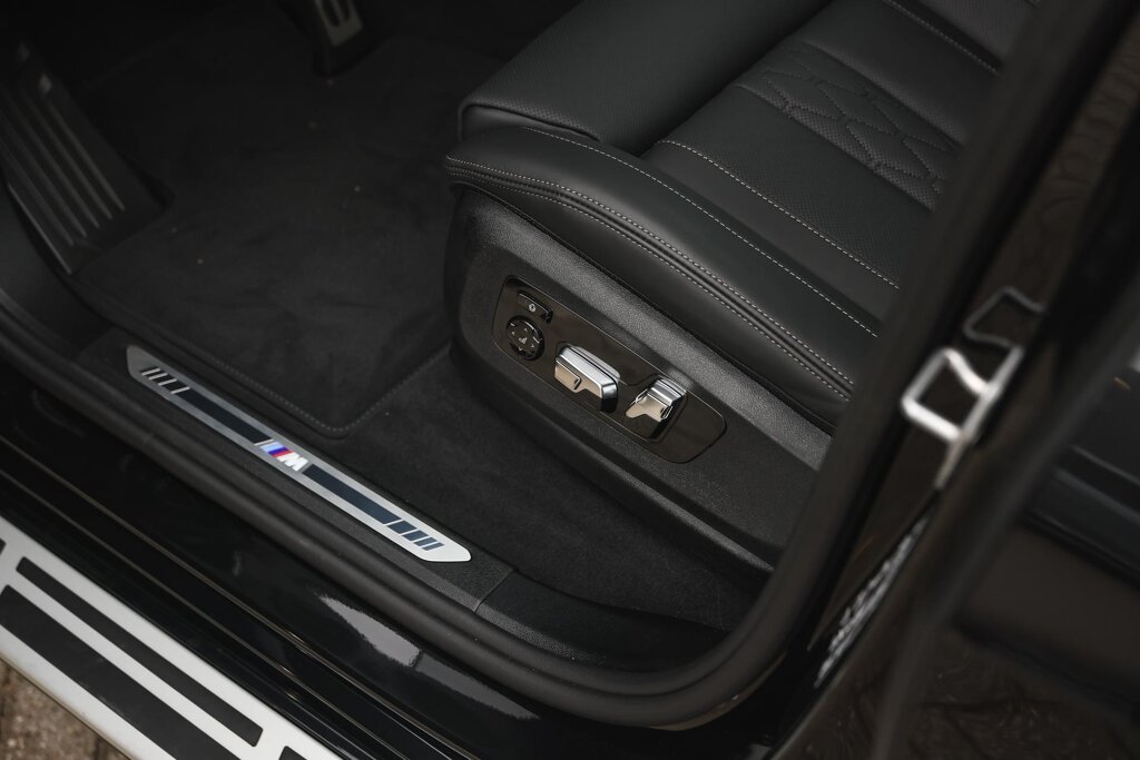 BMW X7 17