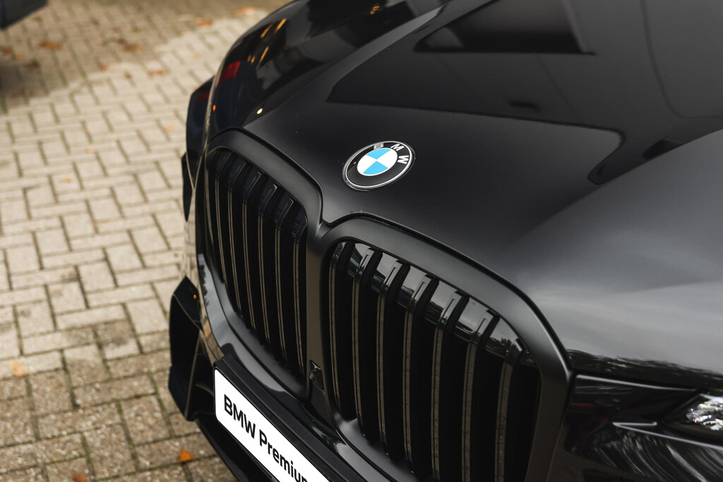 BMW X7 38