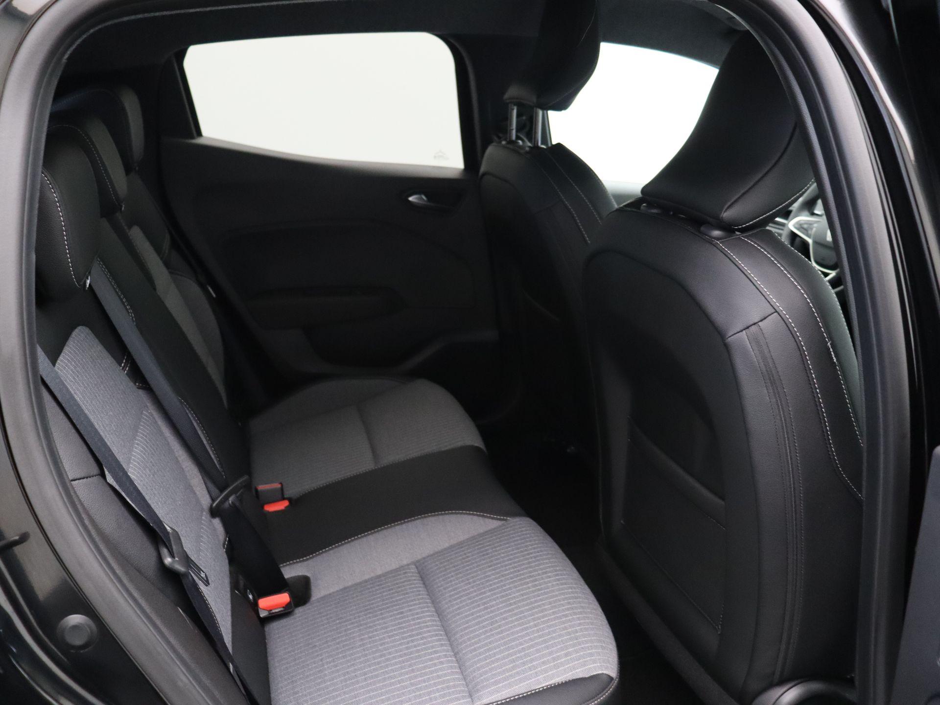 Renault Clio E-Tech Full Hybrid 145pk techno - Afbeelding 9
