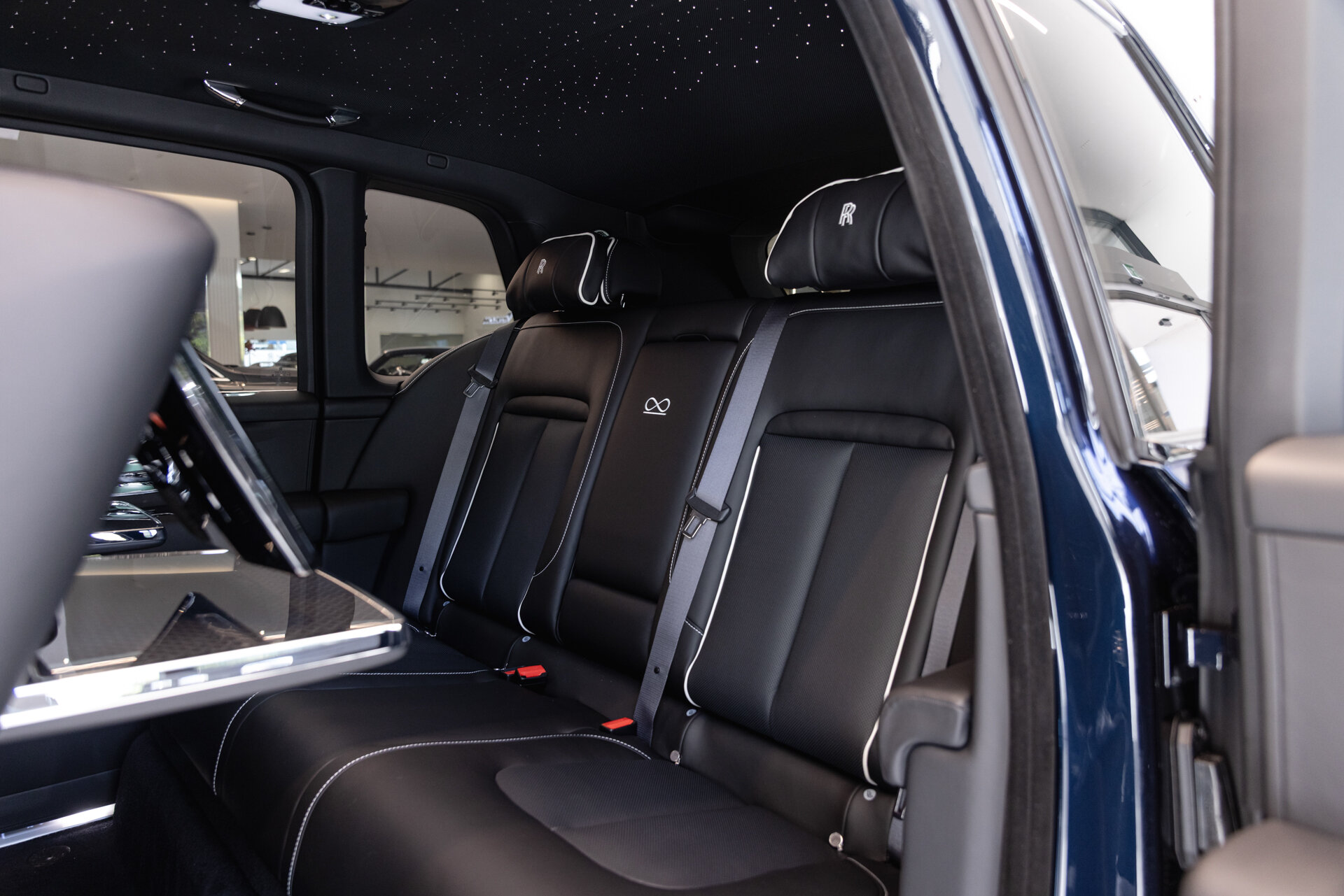 Rolls-Royce Cullinan - foto 4