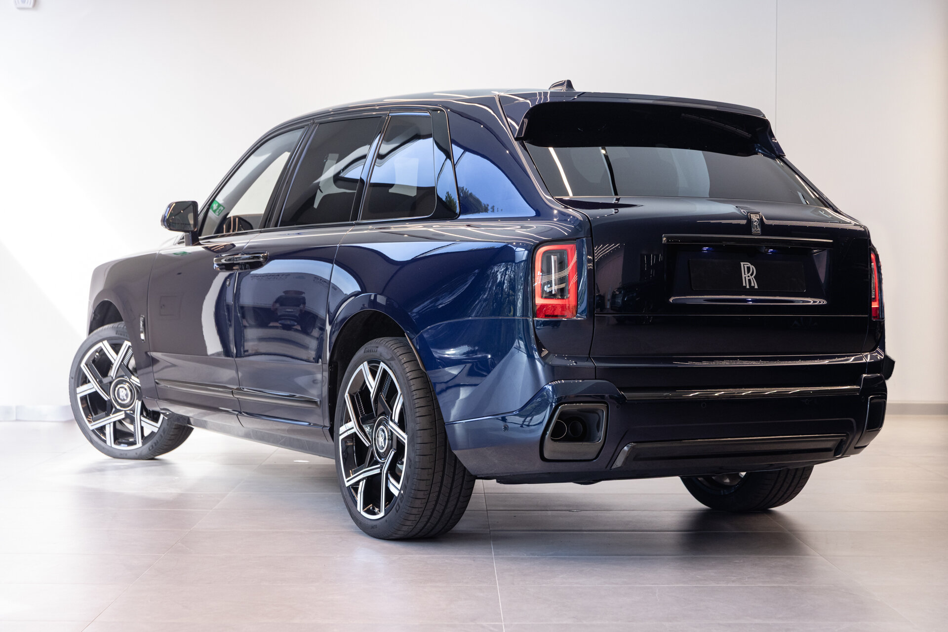 Rolls-Royce Cullinan - foto 6