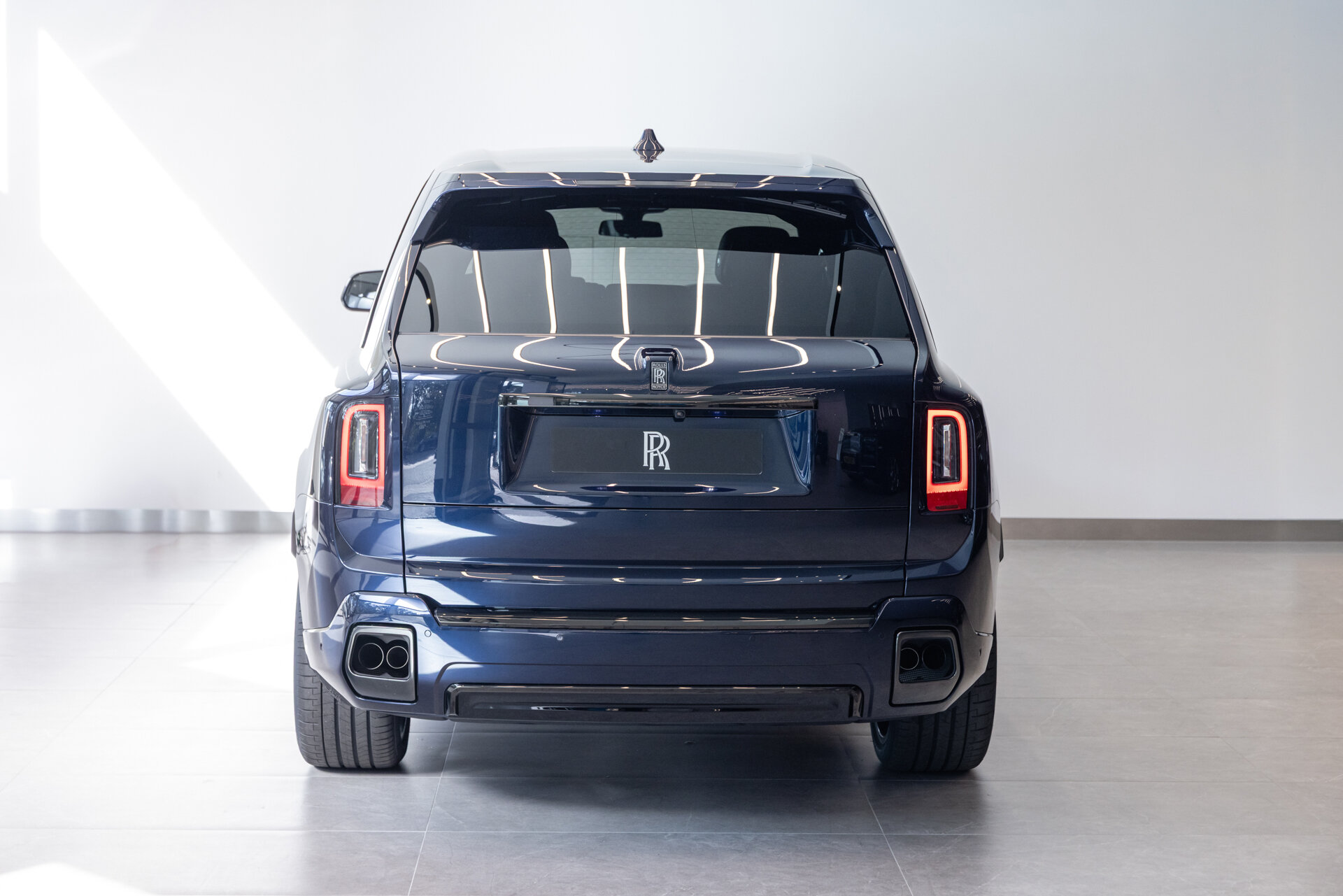 Rolls-Royce Cullinan - foto 10