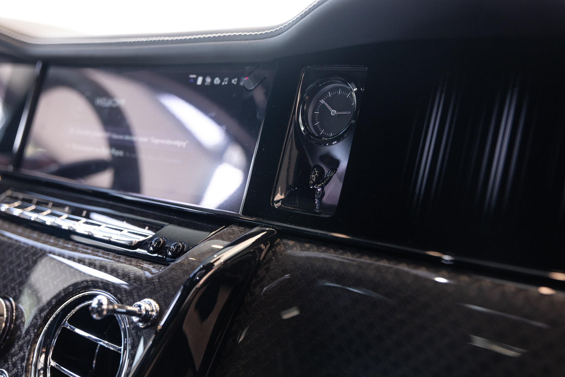 Rolls-Royce Cullinan - foto 16