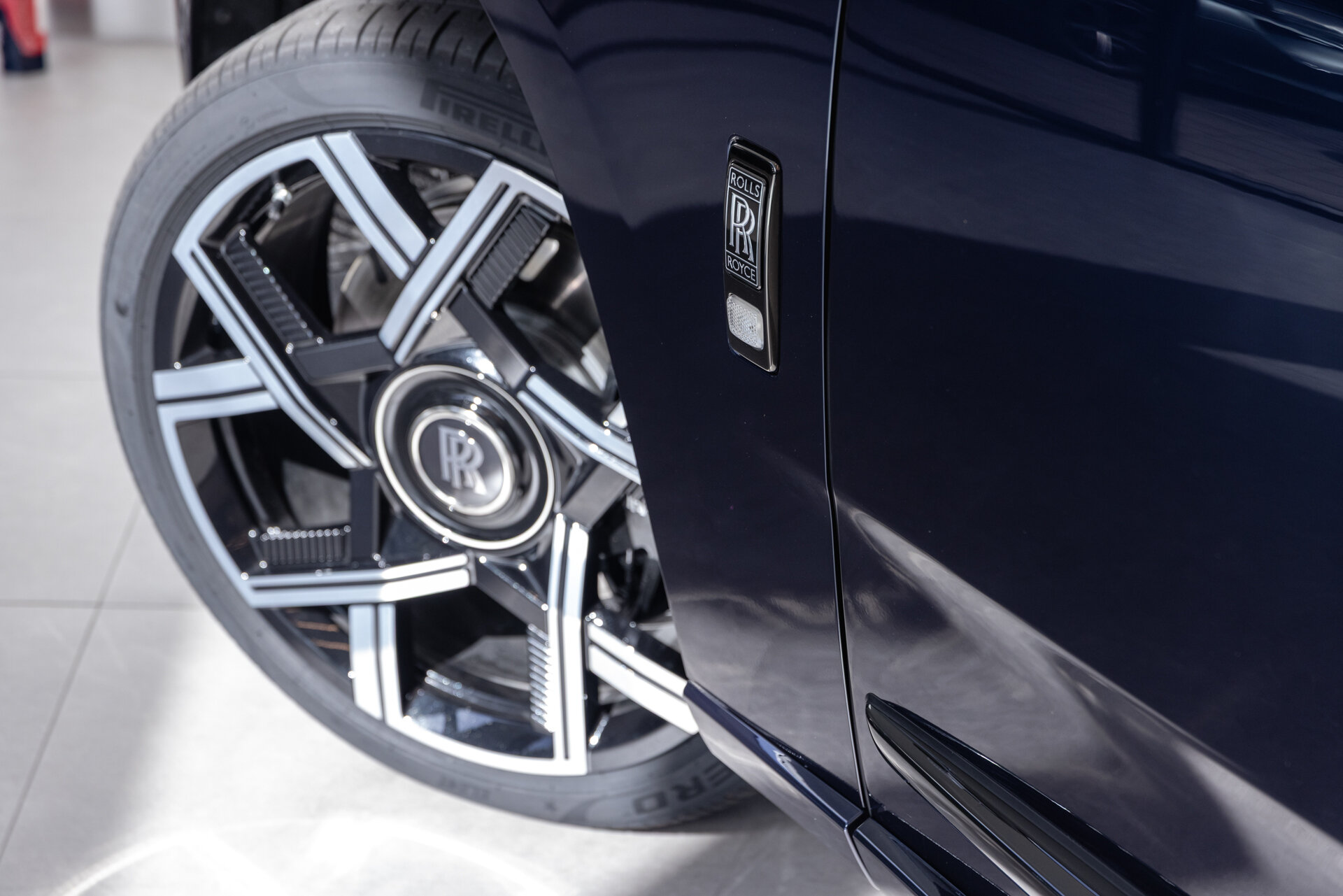 Rolls-Royce Cullinan - foto 20