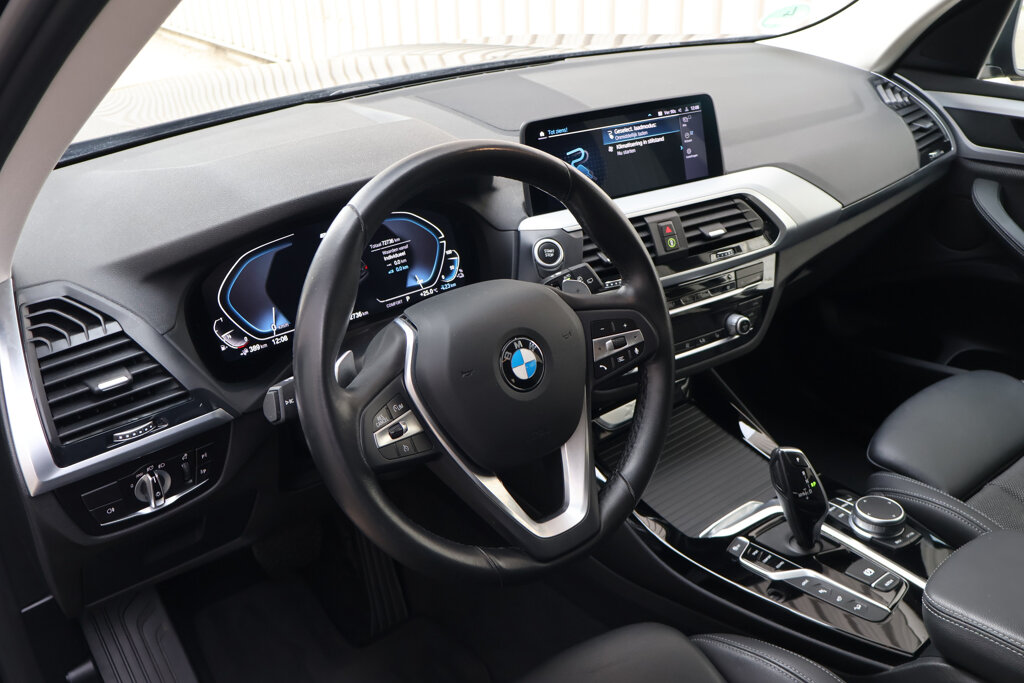 BMW X3 13