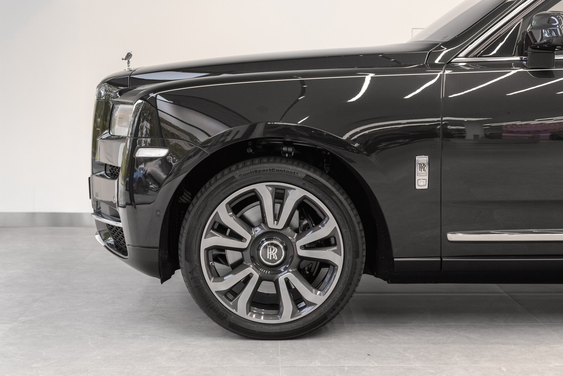 Rolls-Royce Cullinan - foto 14