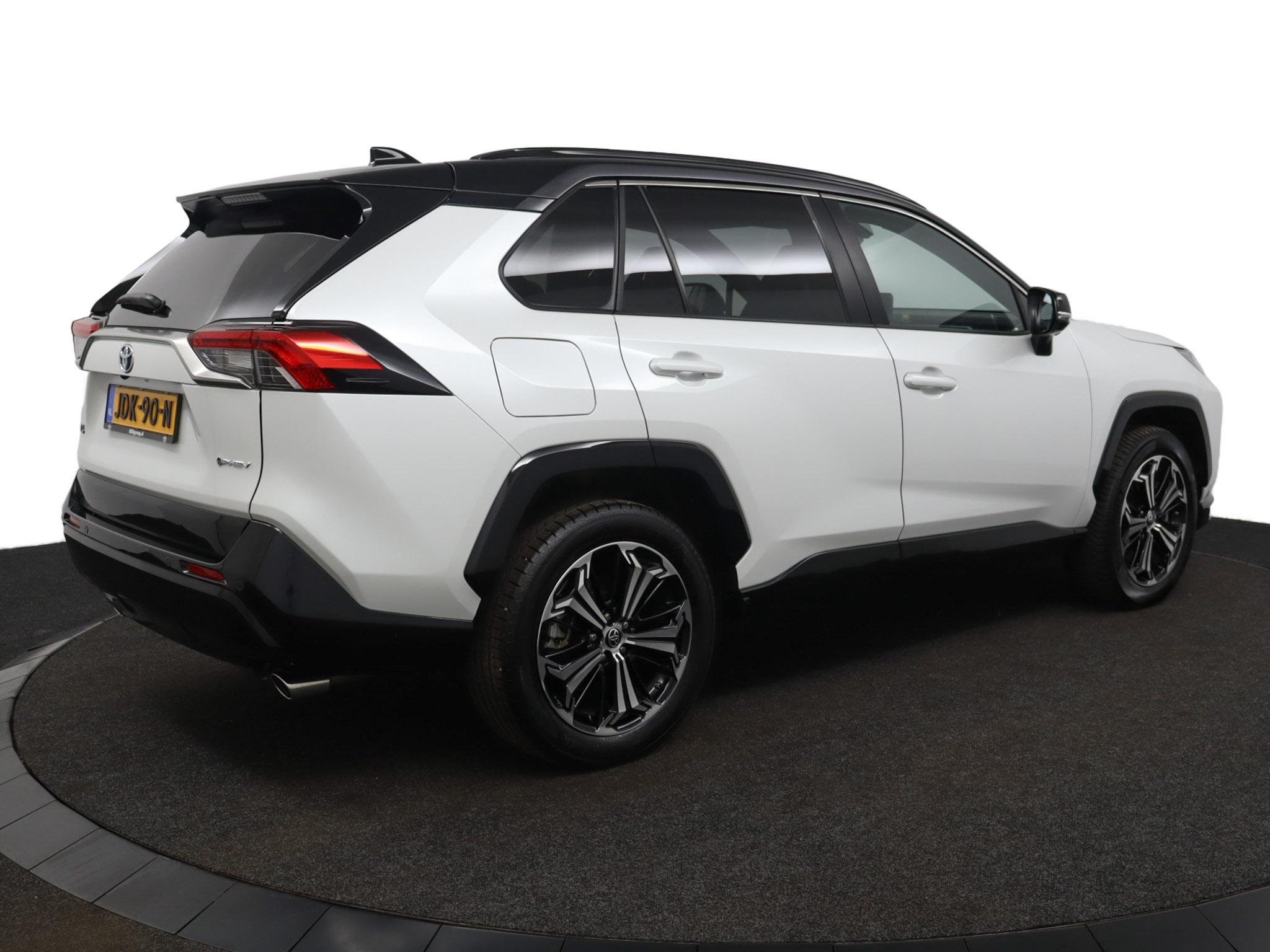 Toyota RAV4 2.5 Plug-in Hybrid AWD Bi-Tone Plus - Afbeelding 2