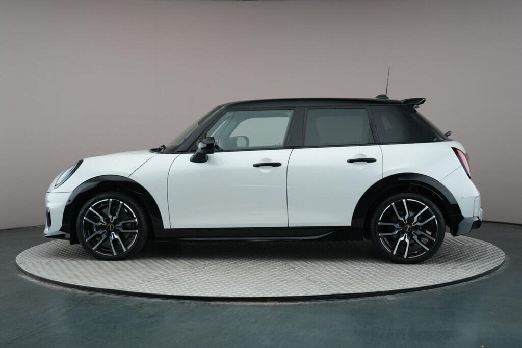 MINI 5-Deurs 3