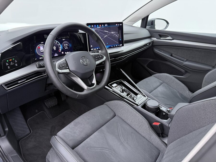 Volkswagen Golf 1.5 eHybrid Style Edition