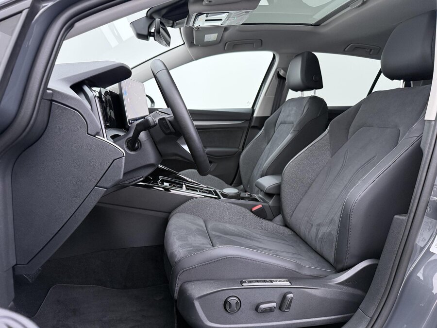 Volkswagen Golf 1.5 eHybrid Style Edition