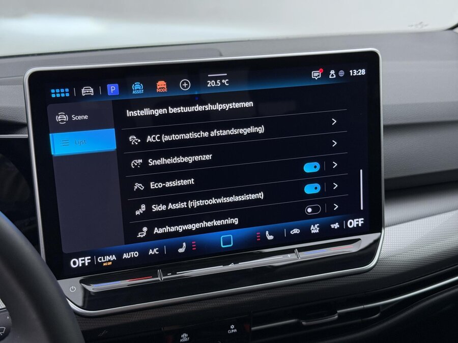 Volkswagen Golf 1.5 eHybrid Style Edition