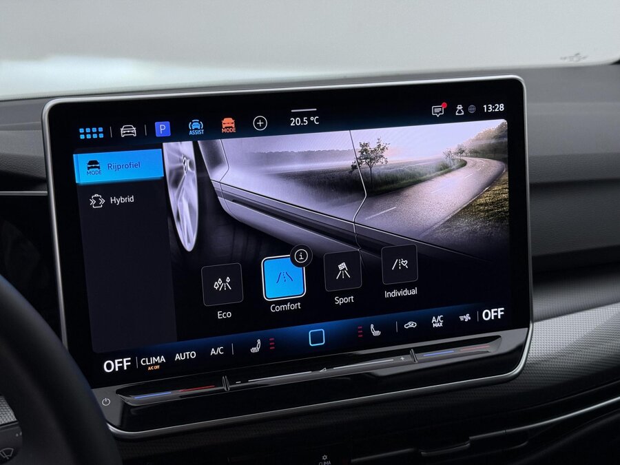 Volkswagen Golf 1.5 eHybrid Style Edition