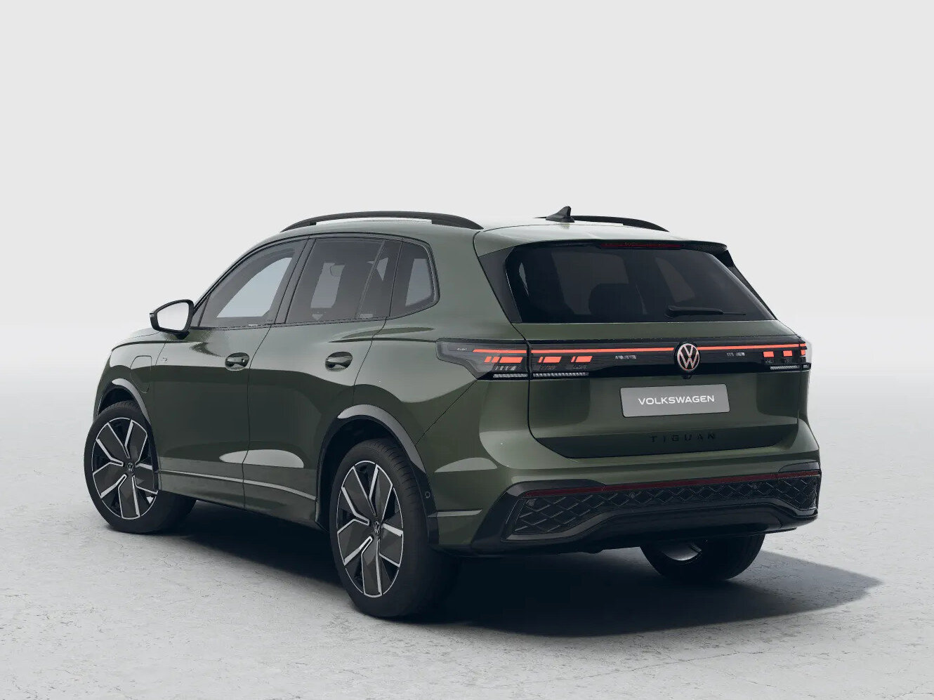 Volkswagen Tiguan R-Line Edition 1.5 eHybrid 204 PK