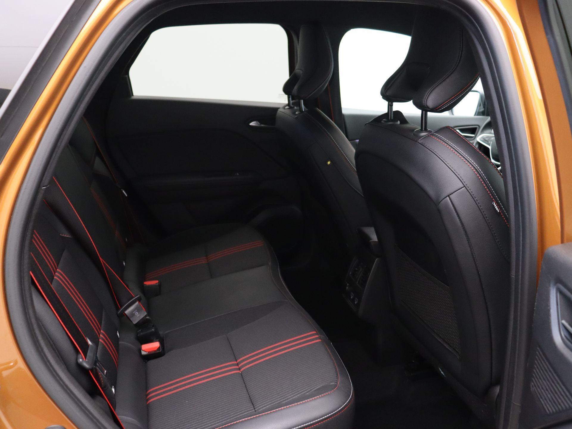 Renault Captur E-Tech Hybrid 145pk R.S. Line - Afbeelding 9