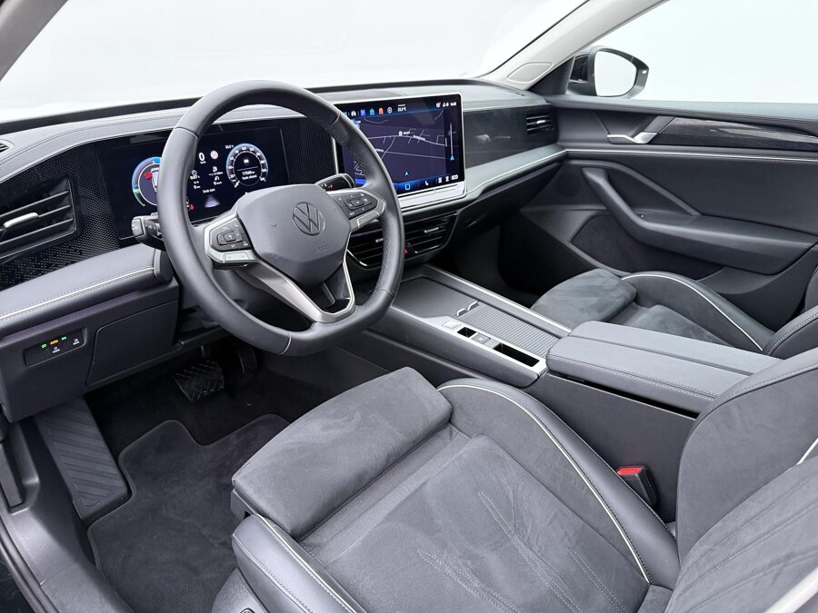 Volkswagen Passat Variant 1.5 eHybrid Business