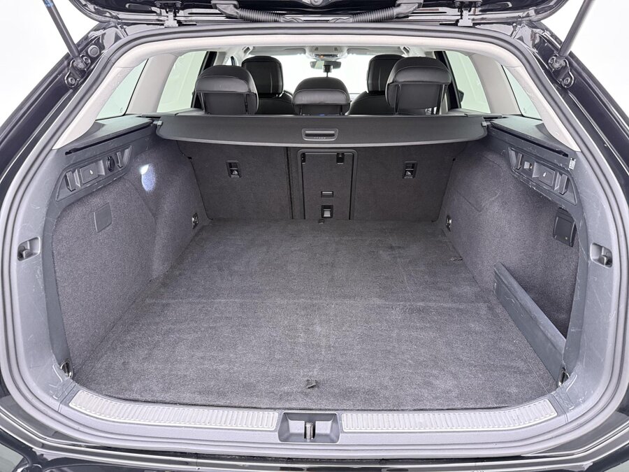 Volkswagen Passat Variant 1.5 eHybrid Business