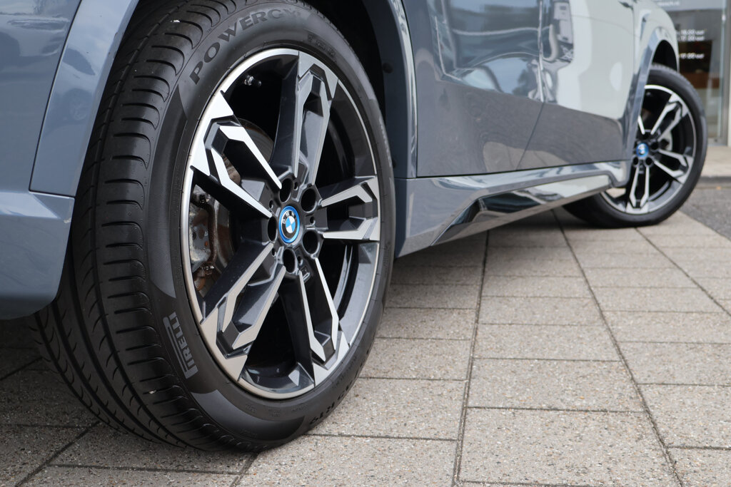 BMW X1 12
