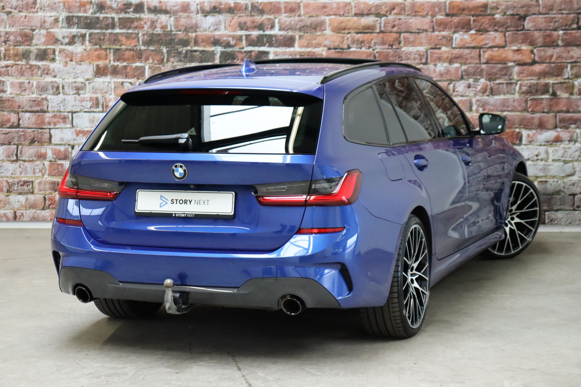 BMW 3 Serie Touring 330i xDrive High Executive M Sport Pakket Automaat - Afbeelding 4