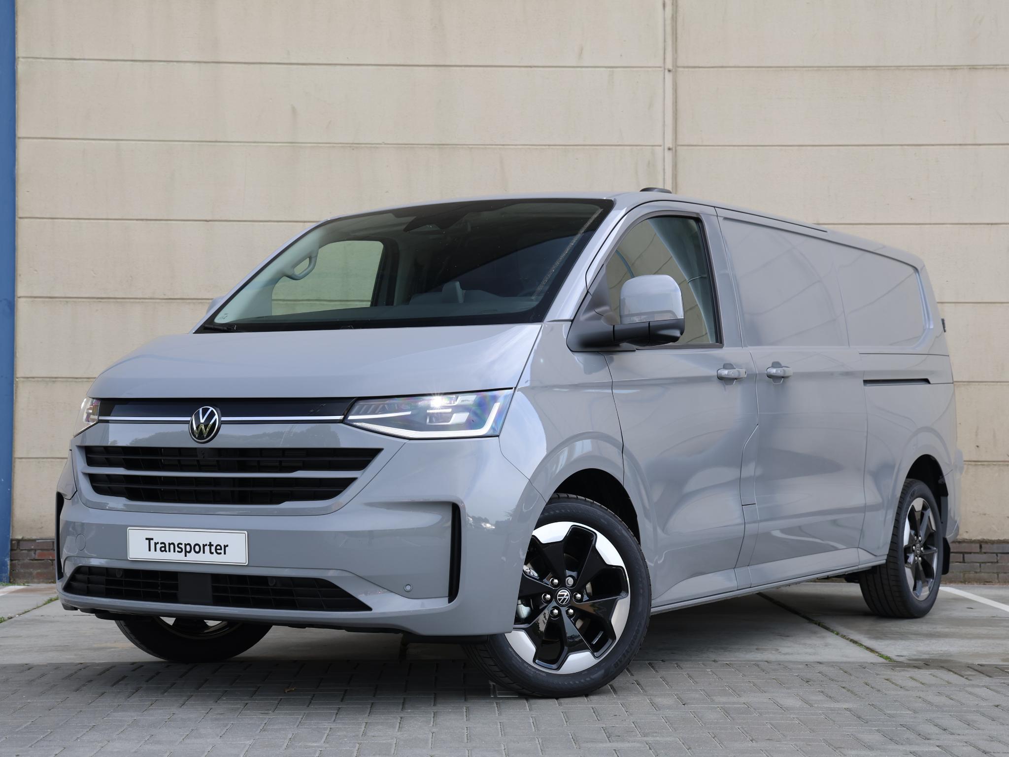 Volkswagen Transporter Bulli L2 2.5 eHybrid 233 PK Automaat