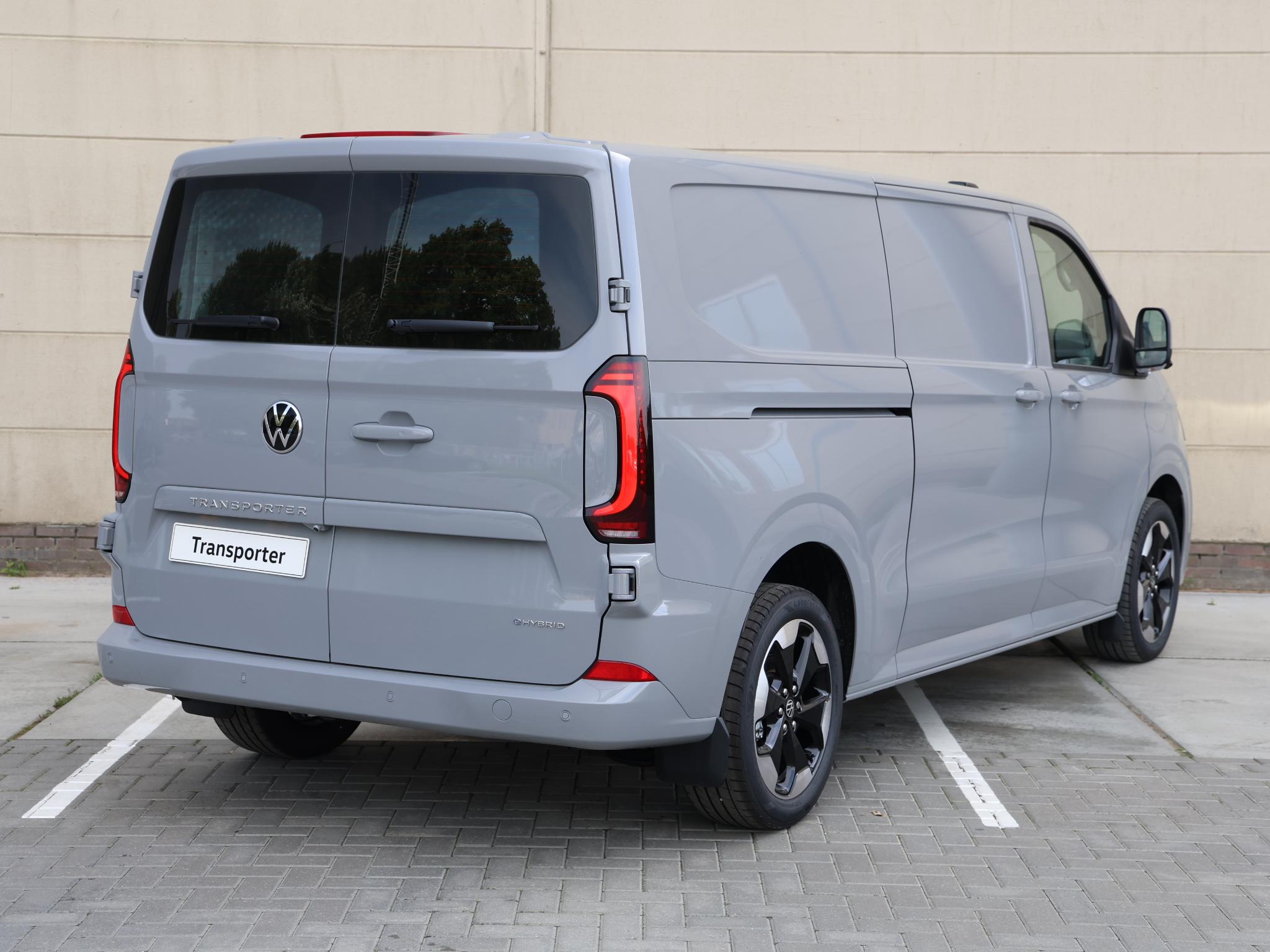 Volkswagen Transporter Bulli L2 2.5 eHybrid 233 PK Automaat - Afbeelding 5