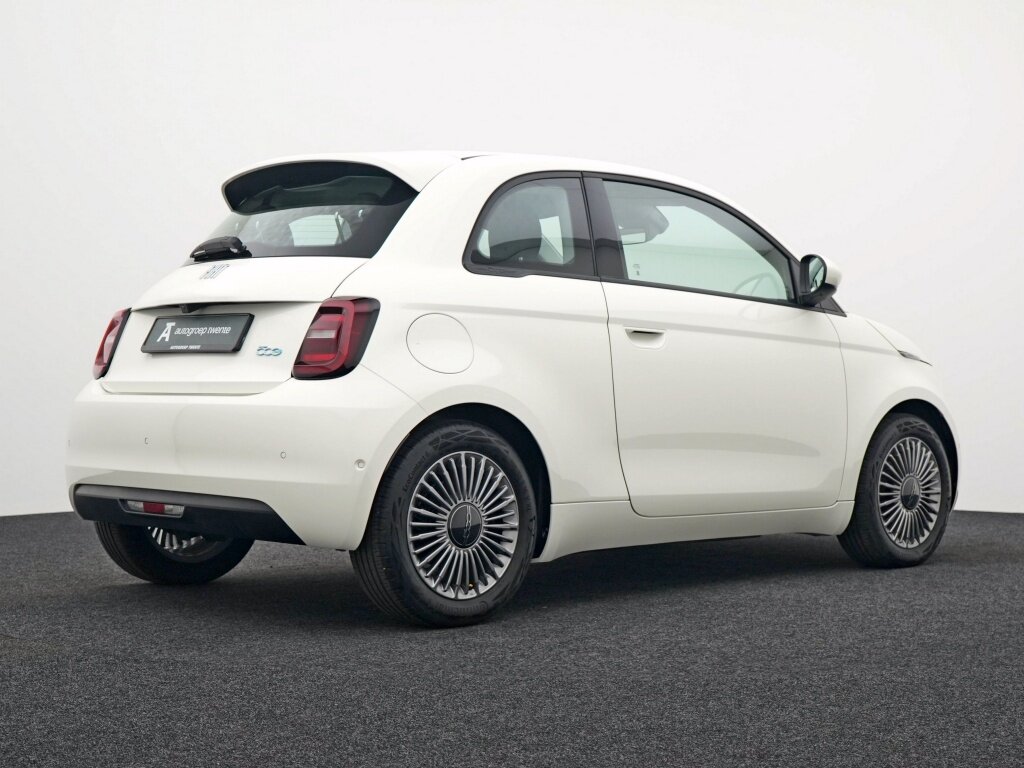 Fiat 500 Urban 42 kWh | SOH 96,4% | Pack Comfort | Private lease 369 pm - Afbeelding 2