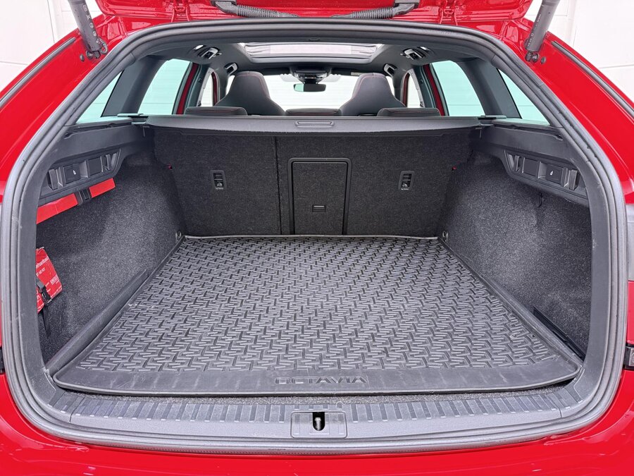 Škoda Octavia Combi 1.4 TSI RS iV PHEV