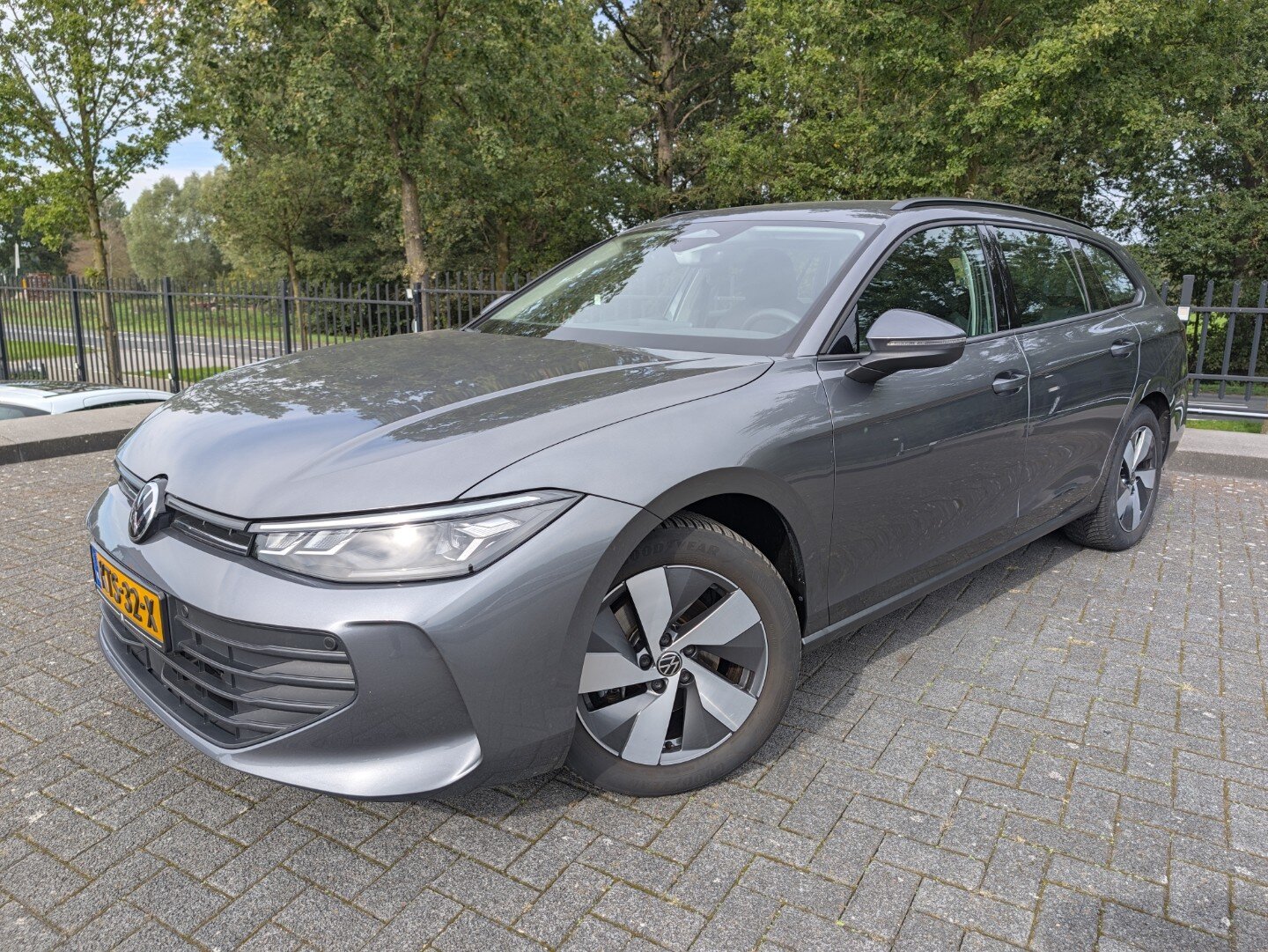 Volkswagen Passat Variant 1.5 eTSI 150PK | Navi | Camera | ACC | Stoelverw. | PDC | LED | Carplay - Afbeelding 1
