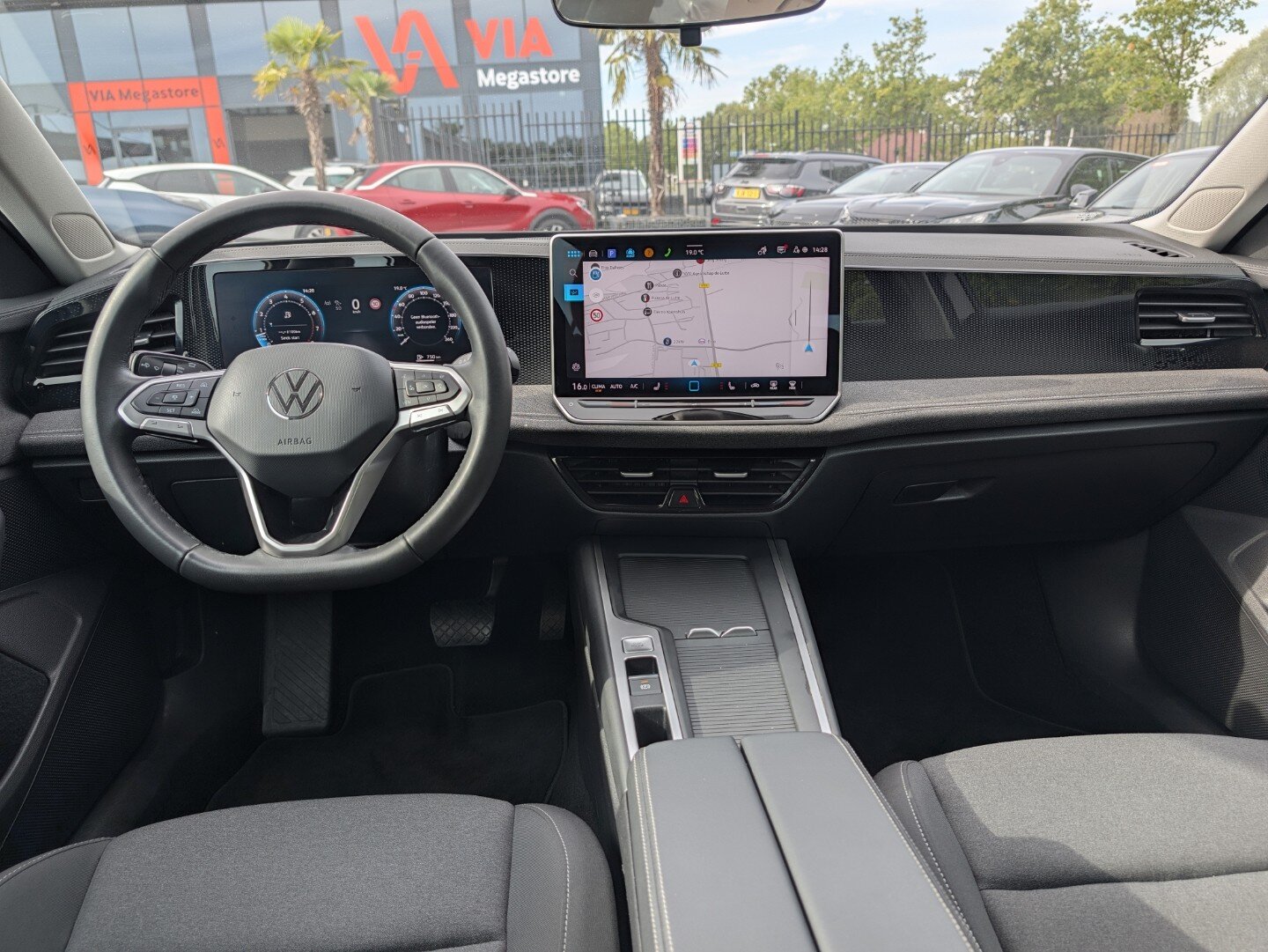Volkswagen Passat Variant 1.5 eTSI 150PK | Navi | Camera | ACC | Stoelverw. | PDC | LED | Carplay - Afbeelding 2