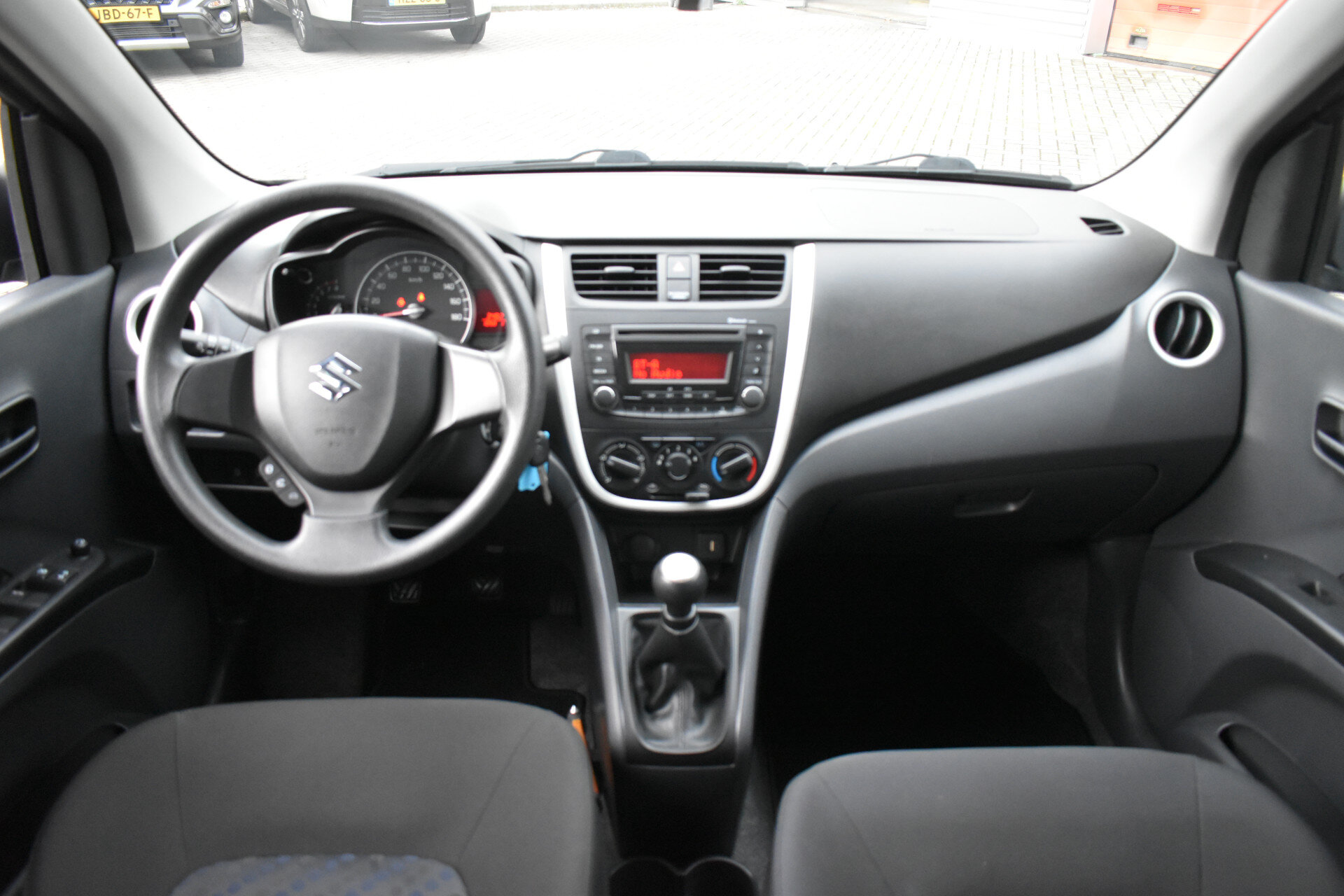 Suzuki Celerio 1.0 Exclusive Handgeschakeld - Afbeelding 2