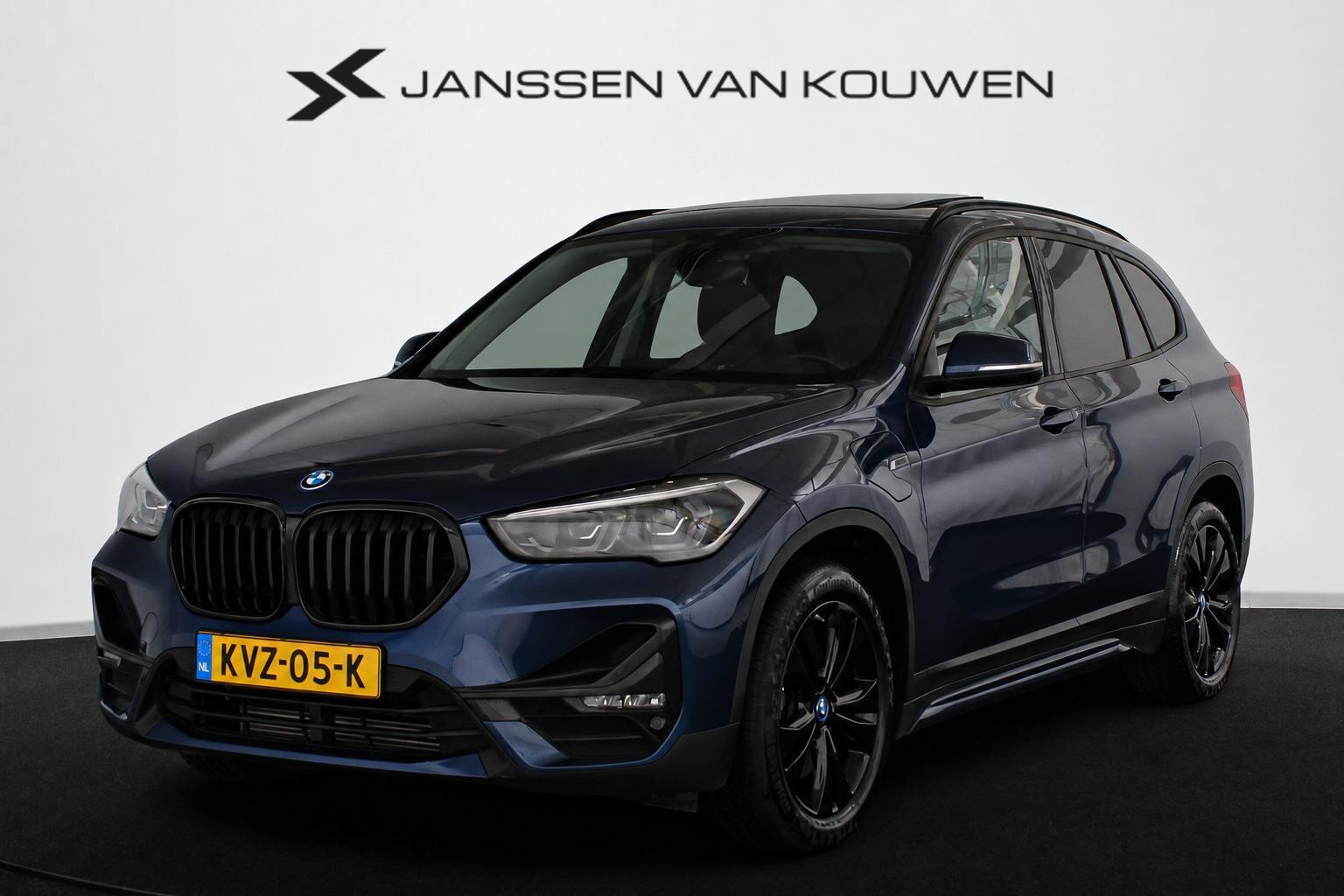 BMW X1 xDrive25e Sport Line