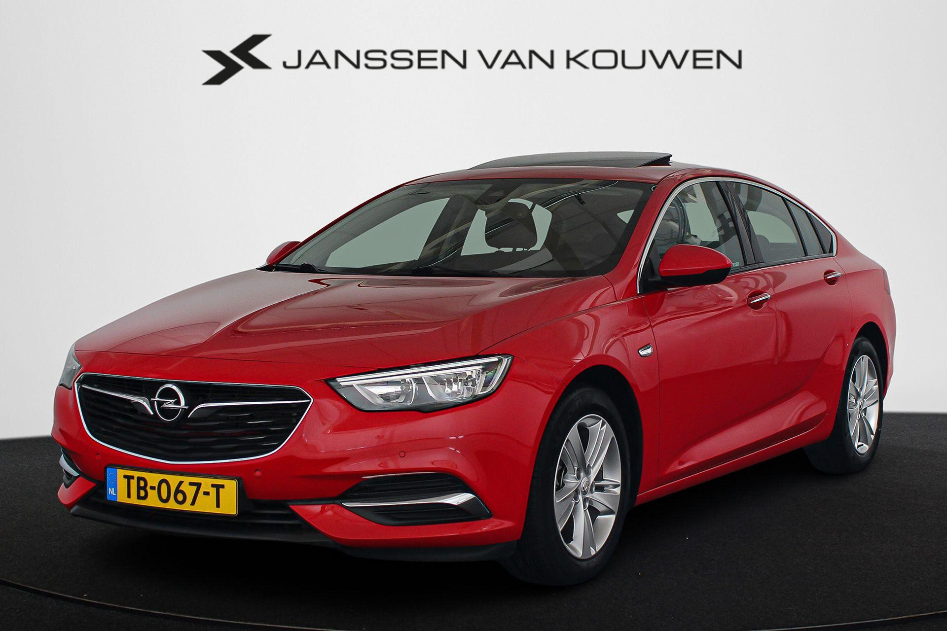 Opel Insignia —