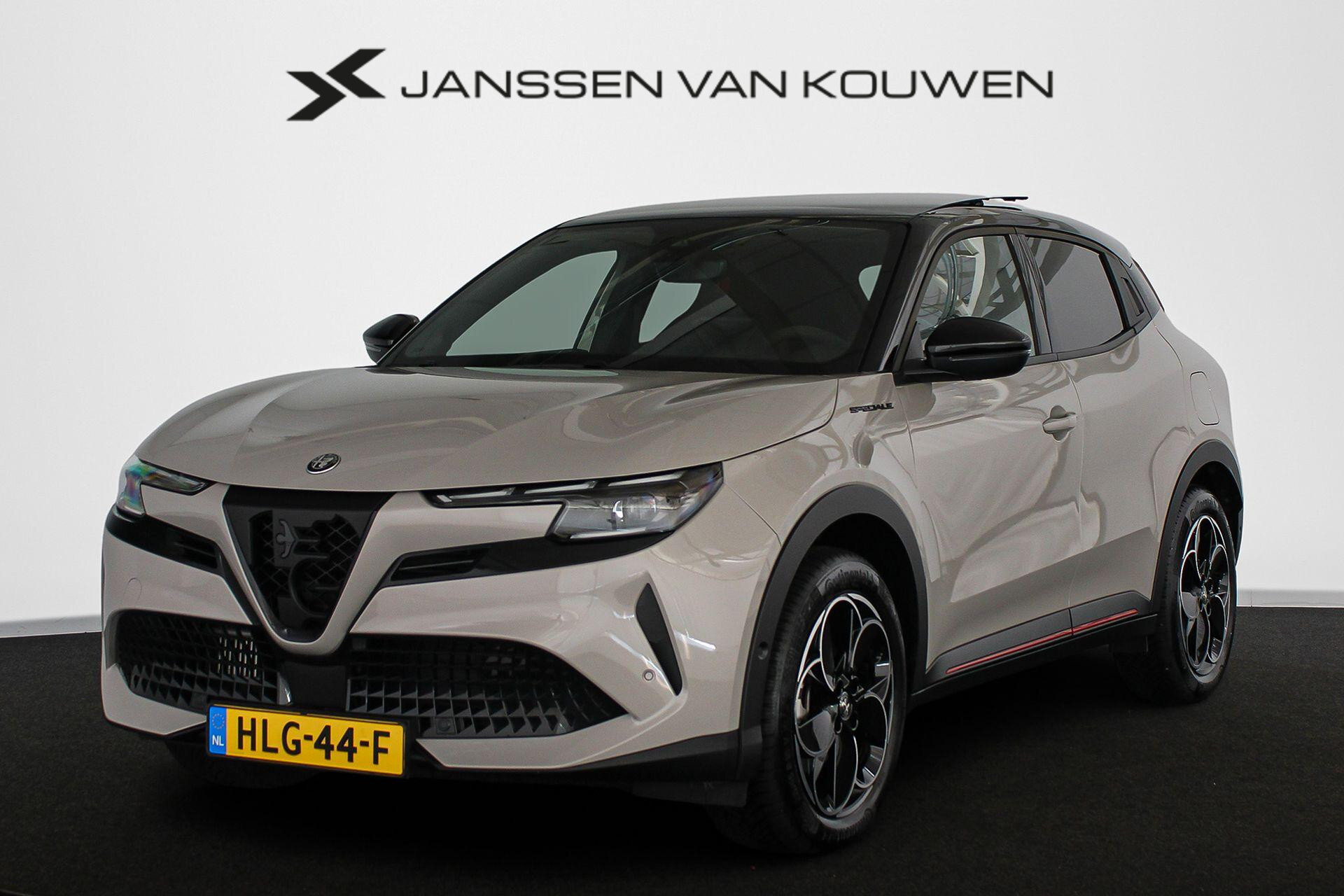 Alfa Romeo Junior 1.2 Turbo Hybrid Ibrida Speciale