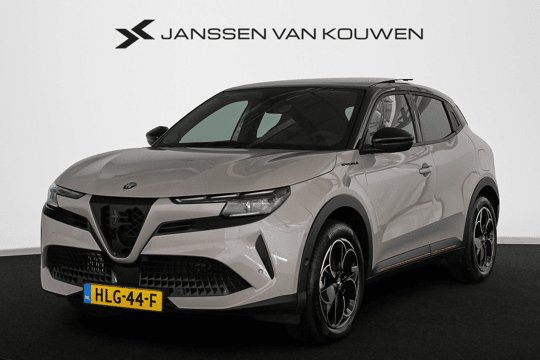 Alfa Romeo Junior 1.2 Turbo Hybrid Ibrida Speciale