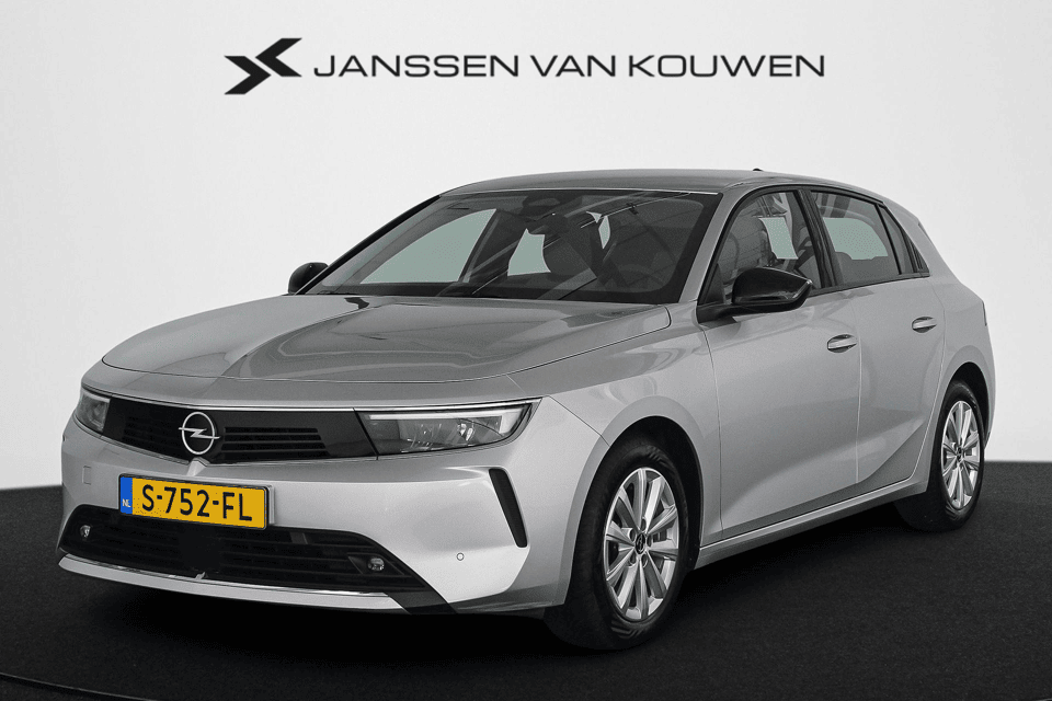 Opel Astra 1.2T 110PK Edition - Afbeelding 1