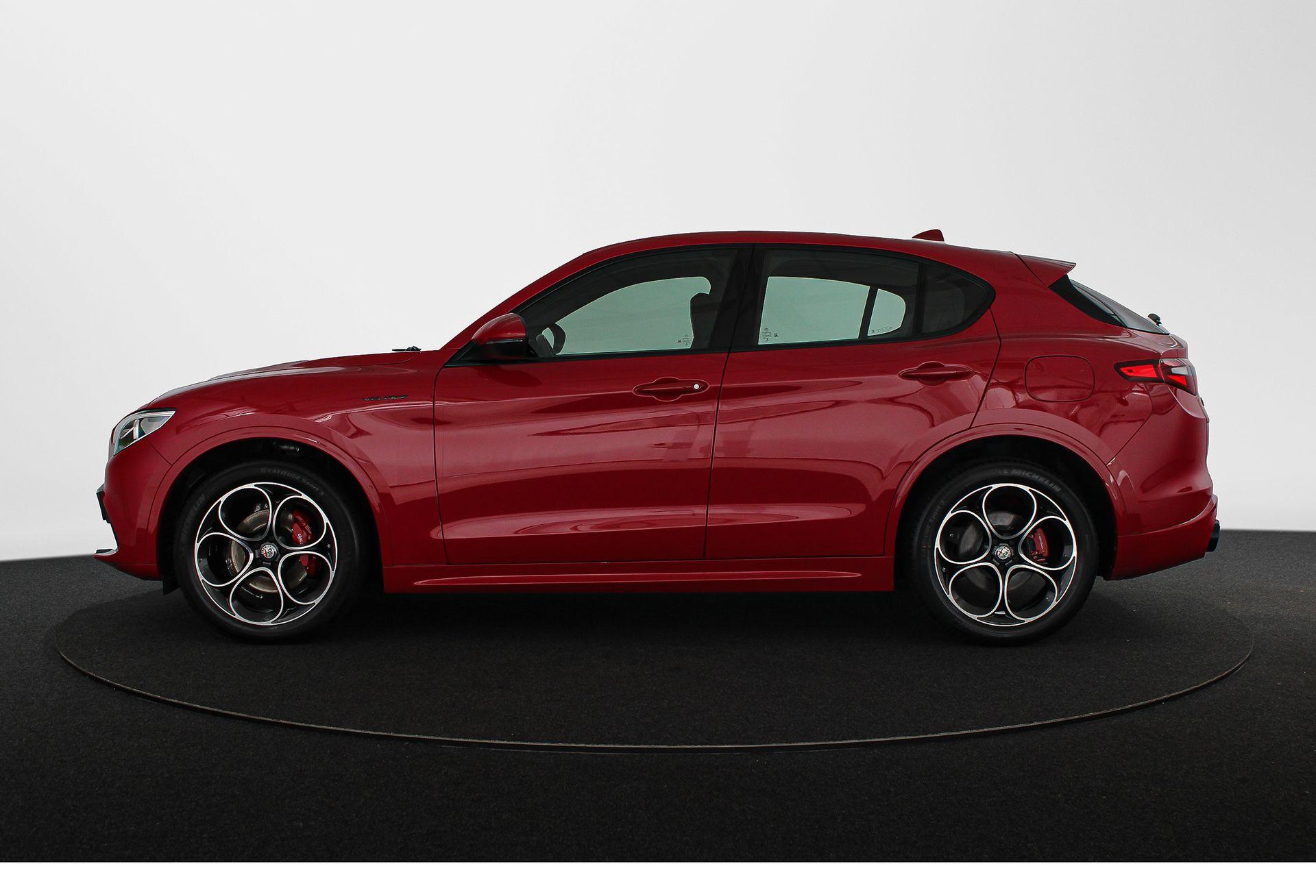 Alfa Romeo Stelvio (32)