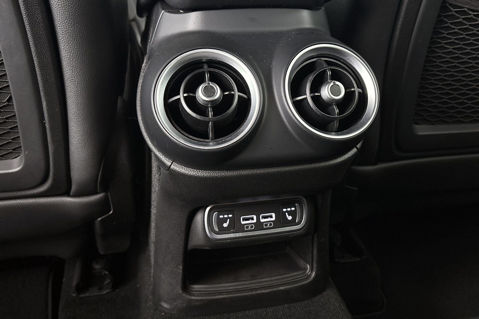 Alfa Romeo Stelvio (34)
