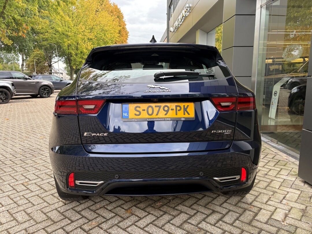 Jaguar E-PACE - foto 5