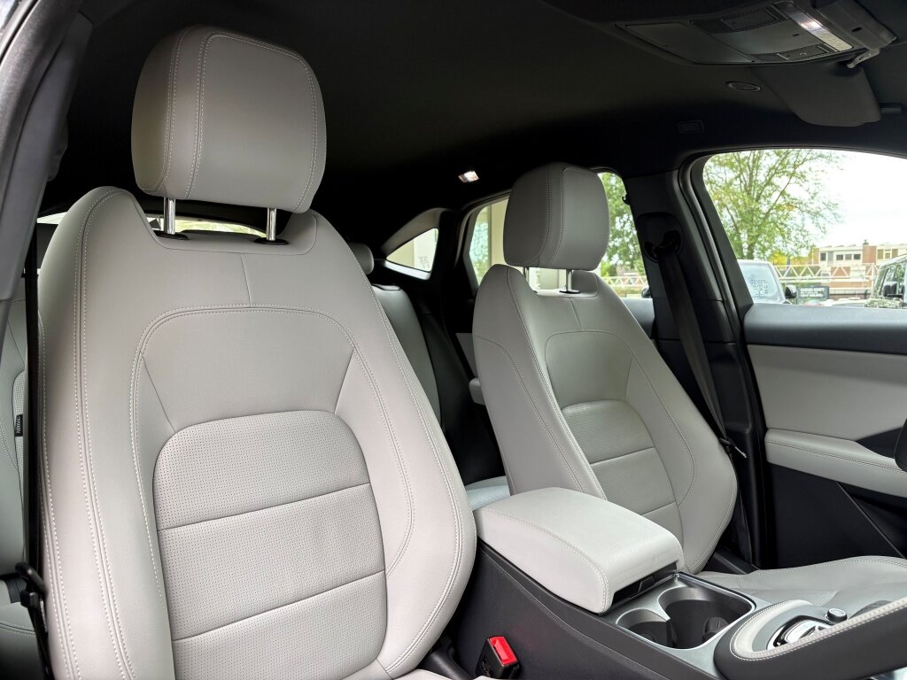 Jaguar E-PACE - foto 7