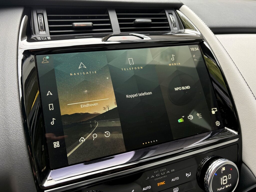 Jaguar E-PACE - foto 20