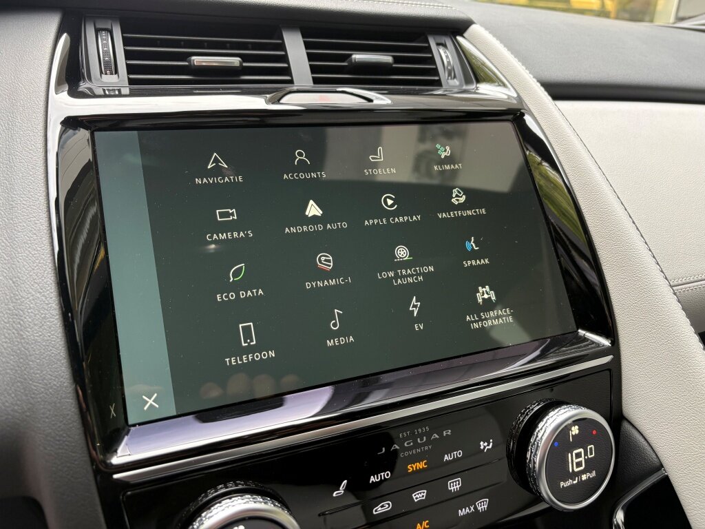 Jaguar E-PACE - foto 21