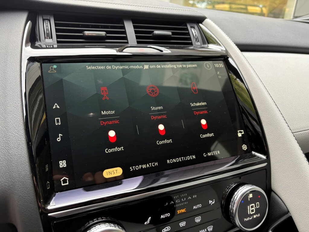 Jaguar E-PACE - foto 23