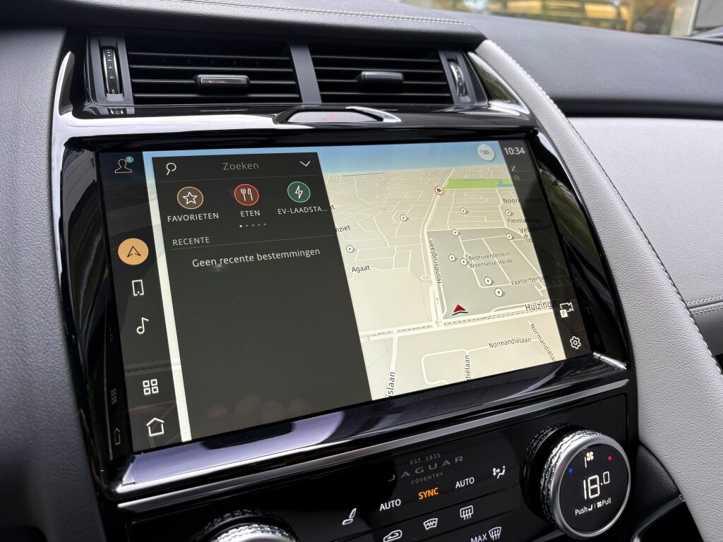 Jaguar E-PACE - foto 24