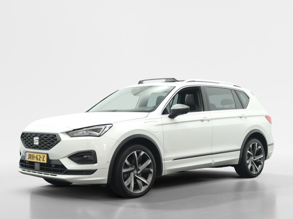 SEAT Tarraco 1.4 TSI e-Hybrid PHEV FR 245PK DSG | Pano | Trekhaak elek. | All season | Navi