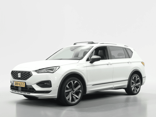 SEAT Tarraco 1.4 TSI e-Hybrid PHEV FR 245PK DSG | Pano | Trekhaak elek. | All season | Navi