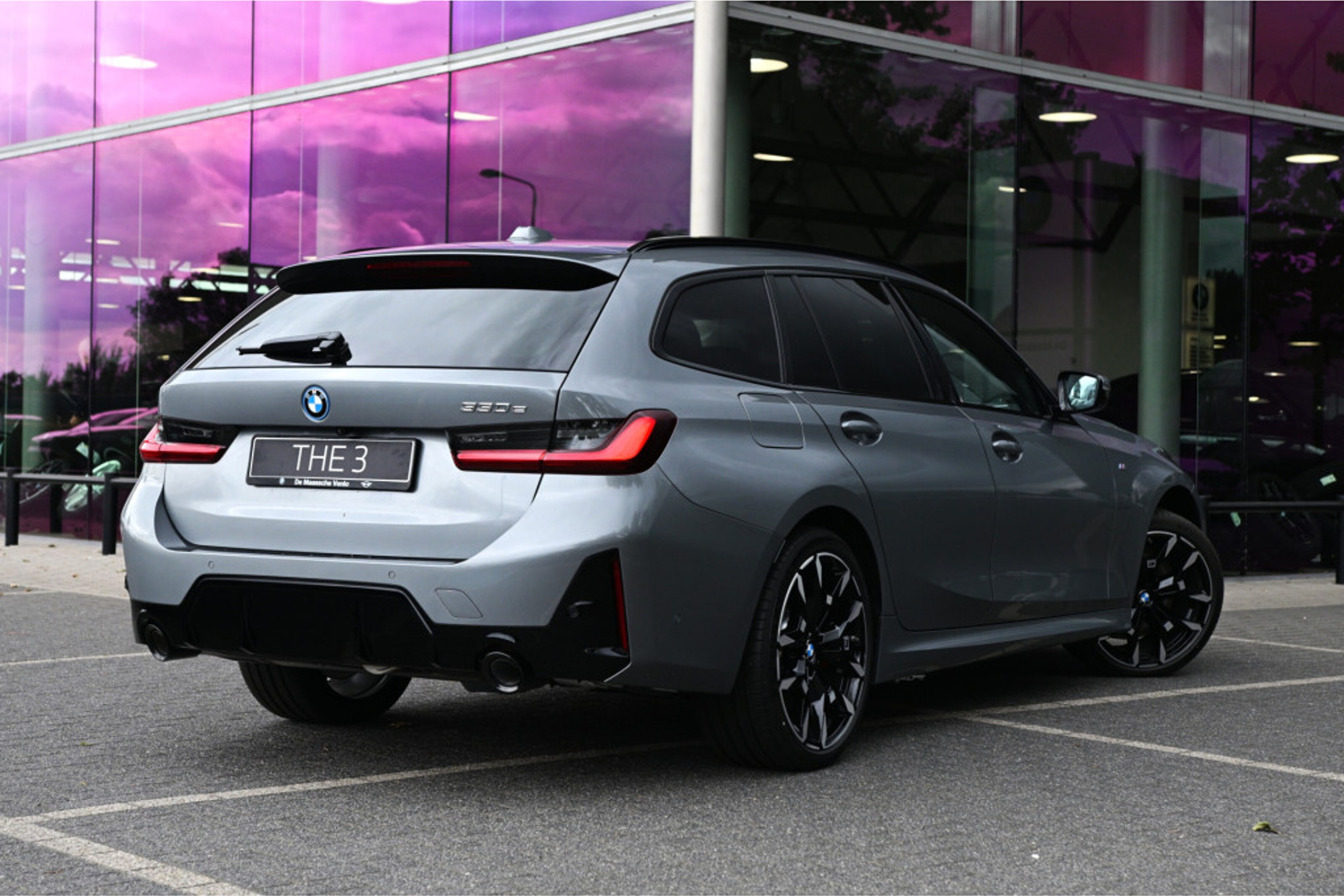 BMW 3 Serie Touring 330e M Sport Automaat