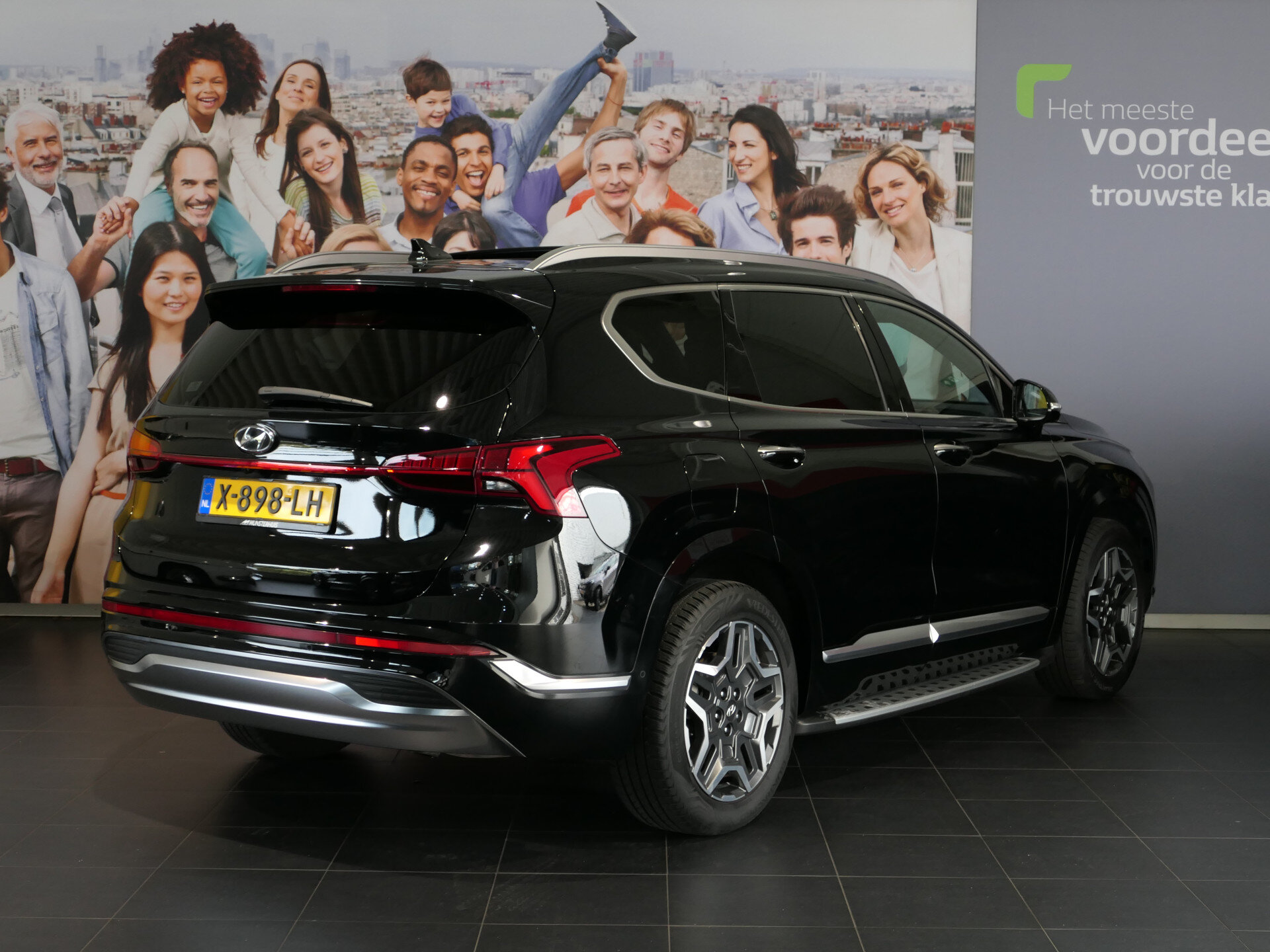 Hyundai Santa Fe 1.6 T-GDI PHEV Premium Plus Sky 7p. - Afbeelding 4