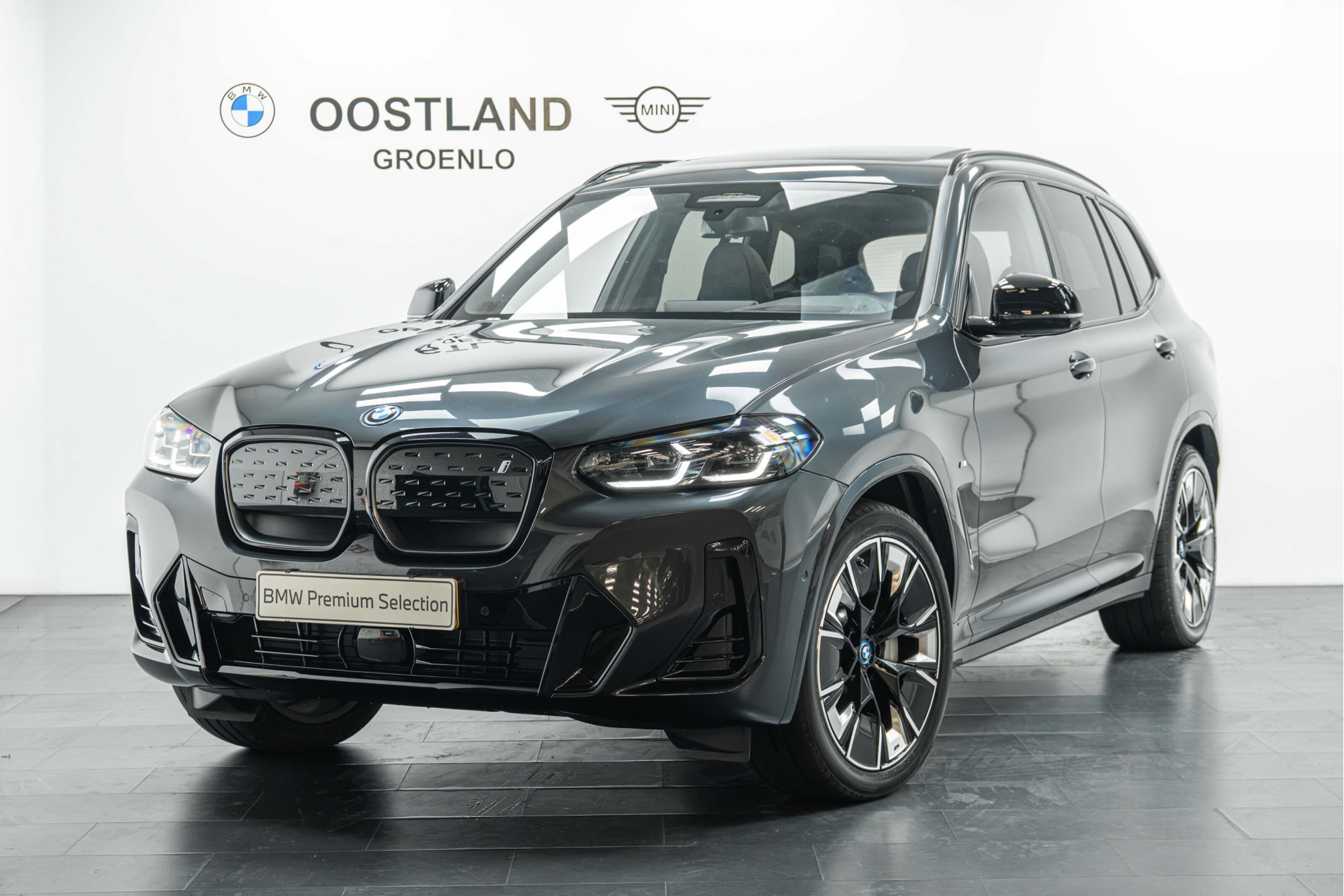 BMW iX3 High Executive M Sport