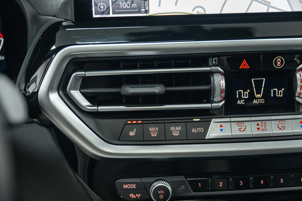 BMW iX3 19