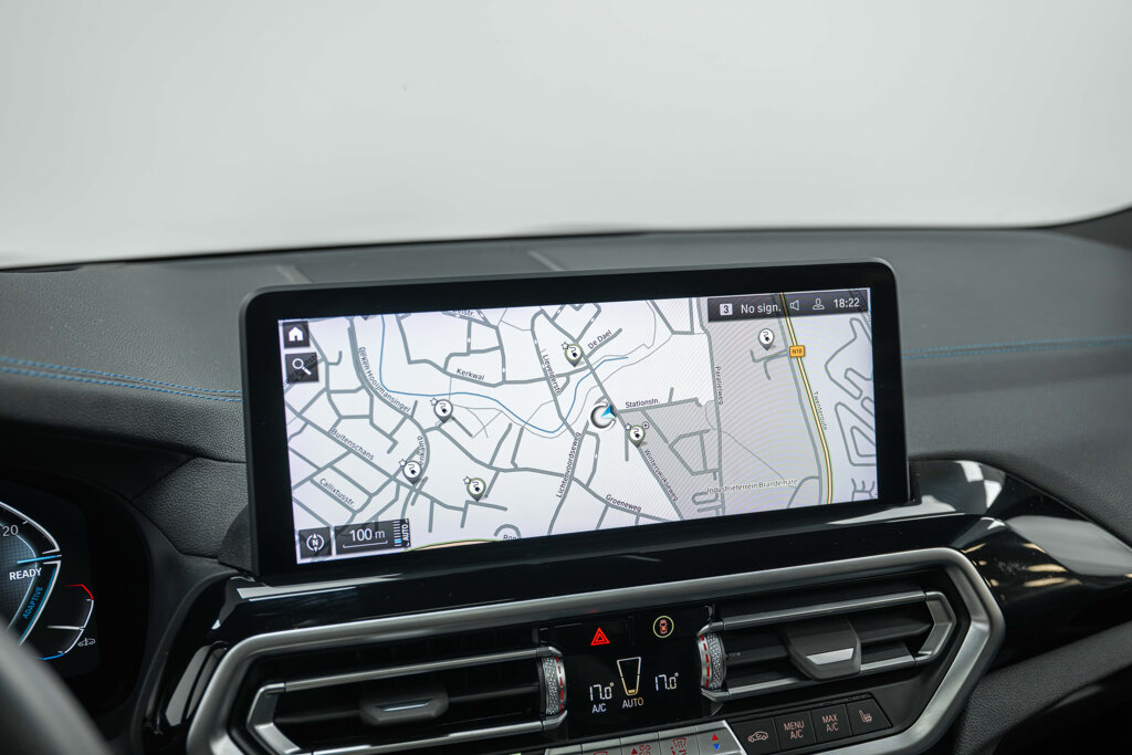BMW iX3 22